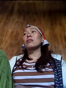 Snapshot of Bianly chatting on November 30, 7:42 am Bianly online show from November 30, 7:42 am