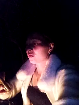 Bianly online show from December 16, 1:26 pm