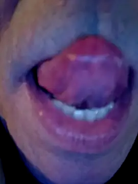 69dagosto online show from November 5, 10:02 pm