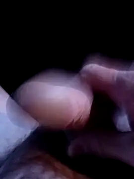 69dagosto online show from April 12, 7:44 am