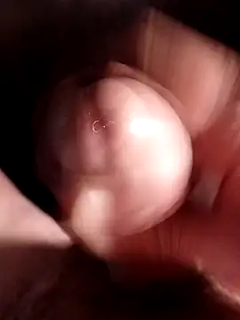 69dagosto online show from December 18, 6:12 pm