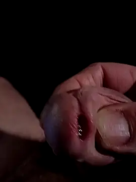 69dagosto online show from November 29, 5:18 am