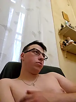 Snapshot of kristaly791 chatting on February 28, 10:04 am kristaly791 online show from February 28, 10:04 am