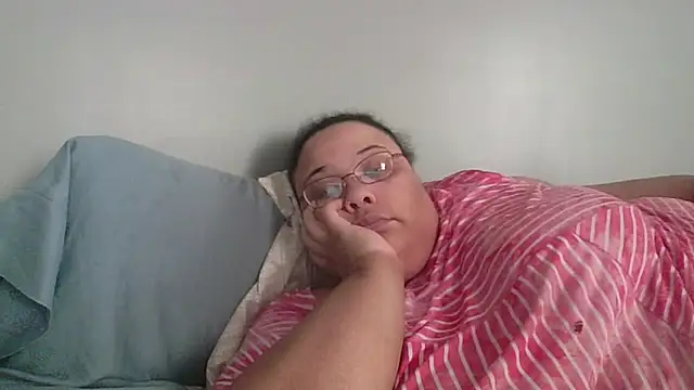 SexyBBW10790 online show from April 14, 2:11 pm