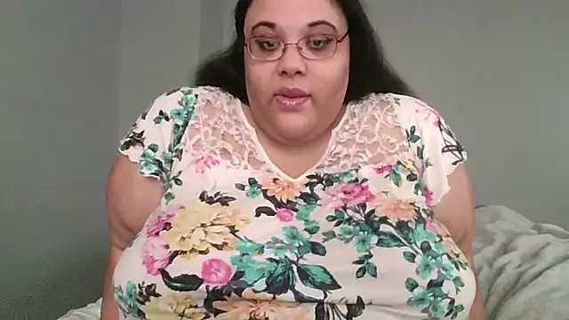 SexyBBW10790 online show from April 21, 2:56 pm