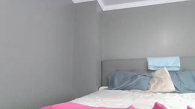 Snapshot of SexyBBW10790 chatting on February 26, 4:18 pm SexyBBW10790 online show from February 26, 4:18 pm