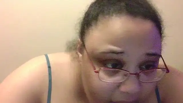 Snapshot of SexyBBW10790 chatting on October 8, 11:16 pm SexyBBW10790 online show from October 8, 11:16 pm