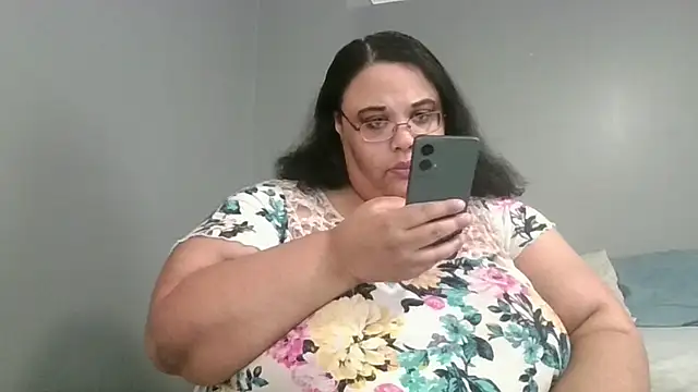 SexyBBW10790 online show from April 26, 2:14 pm