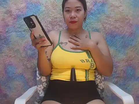 Snapshot of wild_rose69 chatting on July 10, 11:05 pm wild rose69 online show from July 10, 11:05 pm