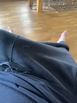 Tri3rer online show from March 15, 8:32 am