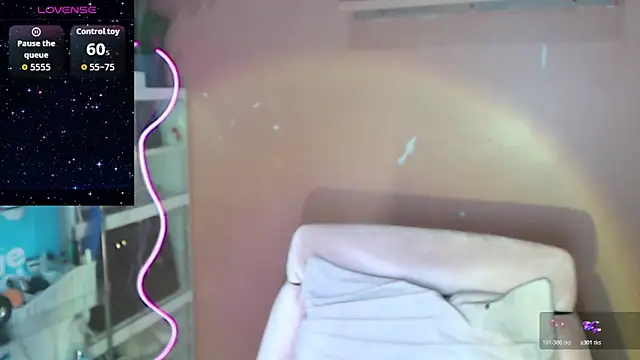 skinny gracie online show from February 8, 2:15 pm