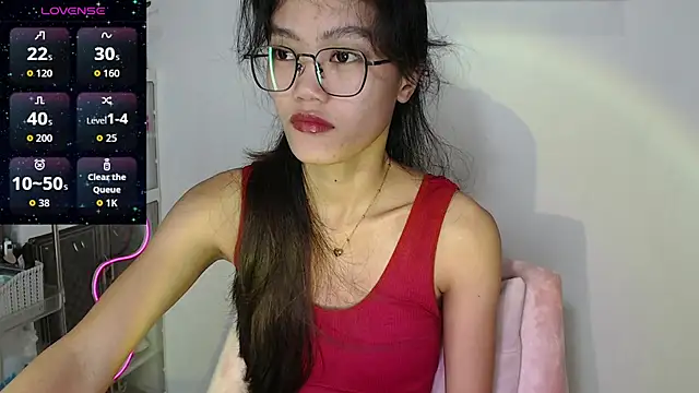 skinny gracie online show from March 25, 5:45 pm