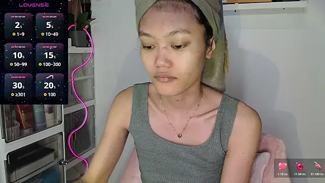 skinny gracie online show from April 6, 12:28 am