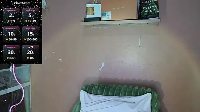 skinny gracie online show from March 7, 12:06 am