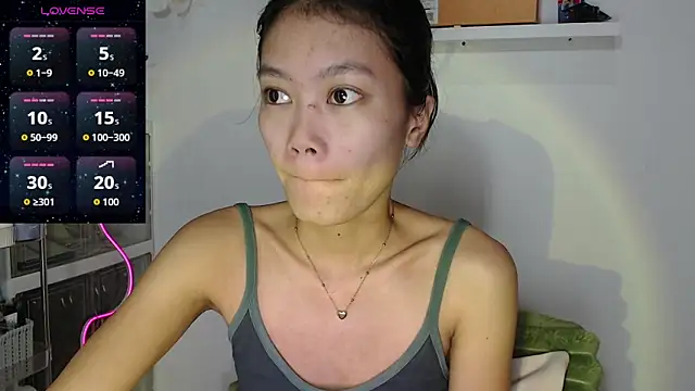 skinny gracie online show from March 23, 8:30 pm