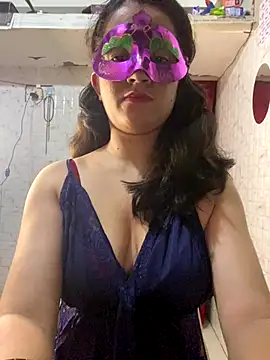 Snapshot of MONA_0213 chatting on October 18, 6:21 pm MONA 0213 online show from October 18, 6:21 pm