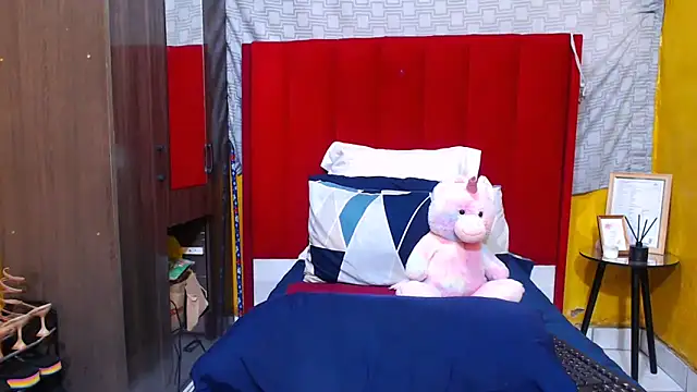 Candycrush2555 online show from February 10, 6:45 am