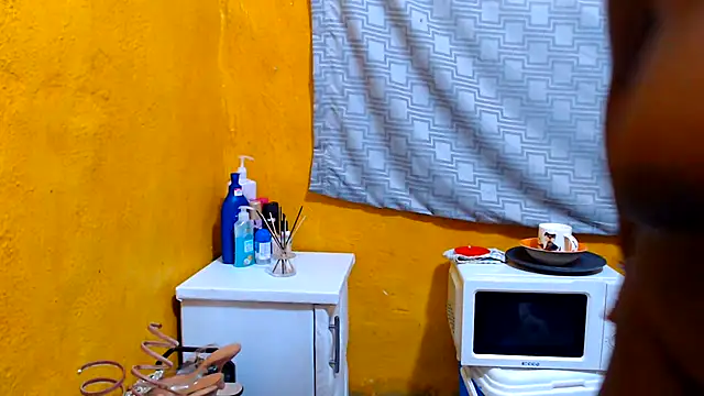 Candycrush2555 online show from November 1, 4:52 am