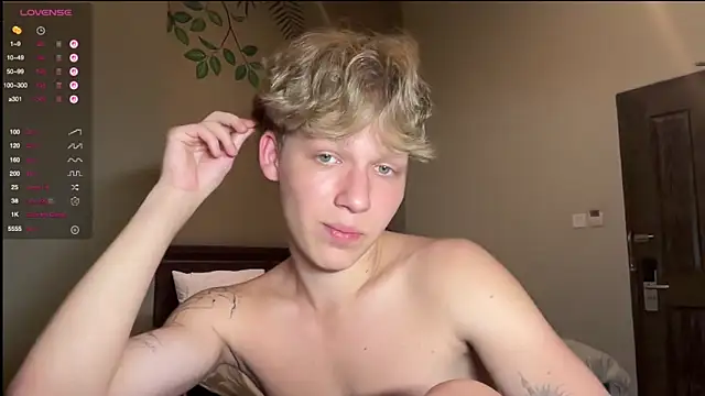 walter cute online show from March 23, 5:02 pm