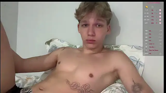 walter cute online show from March 8, 7:17 pm