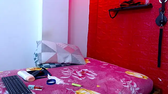 bdsmforever18 online show from November 30, 1:50 am