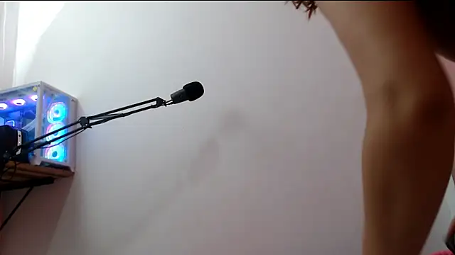 bdsmforever18 online show from February 12, 2:00 am