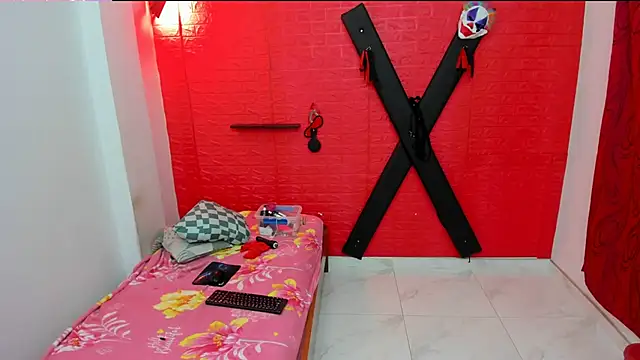 bdsmforever18 online show from March 3, 2:18 am