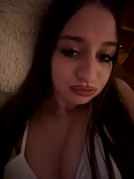 Snapshot of Anyssia chatting on October 19, 7:22 am Anyssia online show from October 19, 7:22 am