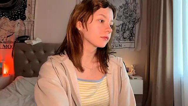 IrisPurrphy online show from November 1, 1:27 pm