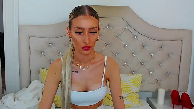 NatalieSensual online show from November 13, 9:24 am