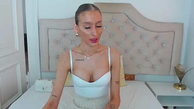 NatalieSensual online show from March 18, 9:34 am