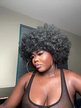 WomanNextdoor1 online show from July 18, 10:46 am