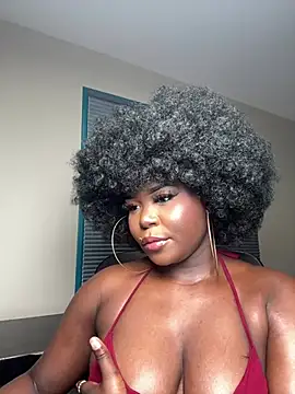 WomanNextdoor1 online show from March 26, 8:12 am