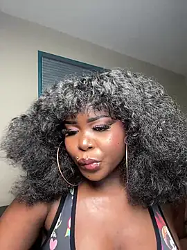 WomanNextdoor1 online show from February 21, 9:11 am