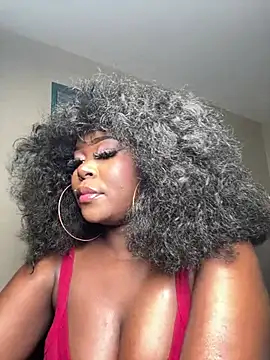 WomanNextdoor1 online show from January 18, 12:58 am