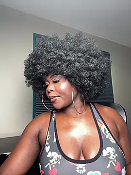 WomanNextdoor1 online show from June 20, 11:37 am