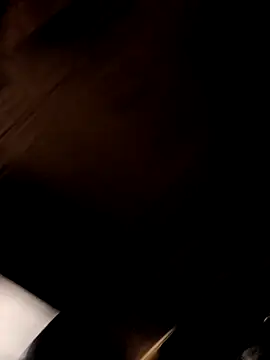 ShawnandDani7074 online show from February 26, 9:31 am