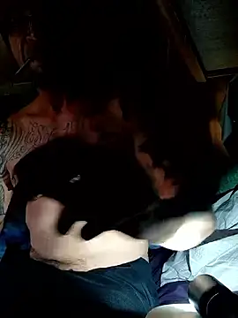 ShawnandDani7074 online show from January 10, 6:58 pm