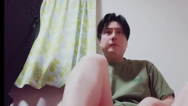 Snapshot of oyu_kun chatting on February 28, 1:16 am oyu kun online show from February 28, 1:16 am