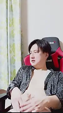 Snapshot of oyu_kun chatting on February 5, 1:07 pm oyu kun online show from February 5, 1:07 pm