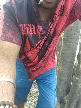 Snapshot of Aeroxx chatting on April 5, 4:41 am Aeroxx online show from April 5, 4:41 am