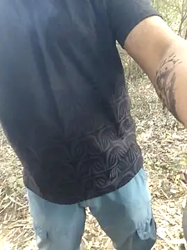 Snapshot of Aeroxx chatting on January 19, 4:27 am Aeroxx online show from January 19, 4:27 am