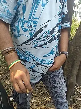 Snapshot of Aeroxx chatting on March 23, 5:07 am Aeroxx online show from March 23, 5:07 am