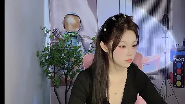 Snapshot of CAICAI_BABY chatting on November 8, 3:54 am CAICAI BABY online show from November 8, 3:54 am