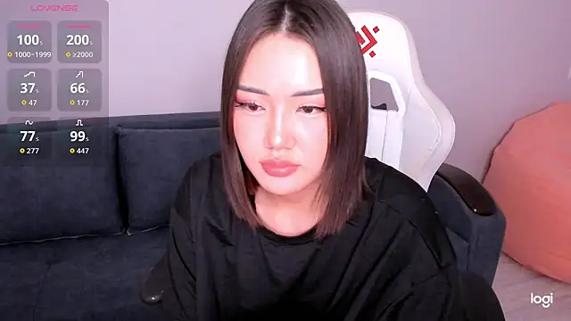 Snapshot of Momo_Ayase_ chatting on September 19, 2:32 pm Momo Ayase online show from September 19, 2:32 pm