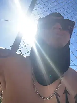 Snapshot of Shankortiz chatting on February 27, 5:35 pm Shankortiz online show from February 27, 5:35 pm