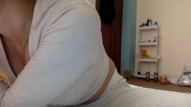 tutu101 online show from April 6, 11:00 am