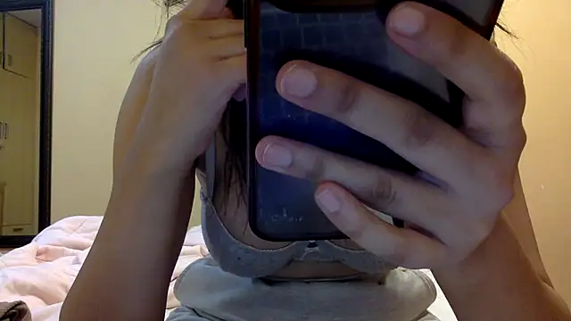 Snapshot of tutu101 chatting on April 23, 4:30 am tutu101 online show from April 23, 4:30 am