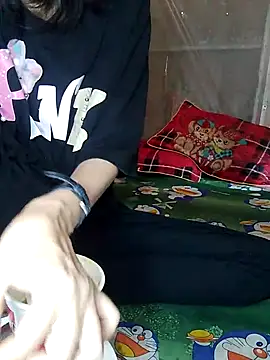 Snapshot of DauTay_hot chatting on October 2, 12:14 am DauTay hot online show from October 2, 12:14 am