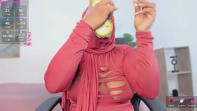 yasmin elite online show from February 3, 10:31 am